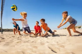 Ехать? Эксперт рассказал, полезен ли лагерь часто болеющим детям Ехать? Эксперт рассказал, полезен ли лагерь часто болеющим детям